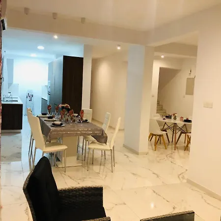 Mobina Villas Larnaka Exterior foto